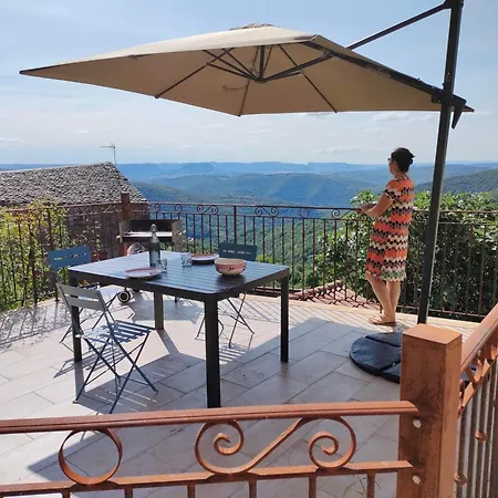 L'oustal De Sophie,en Aveyron, A Ferienhaus Montjaux